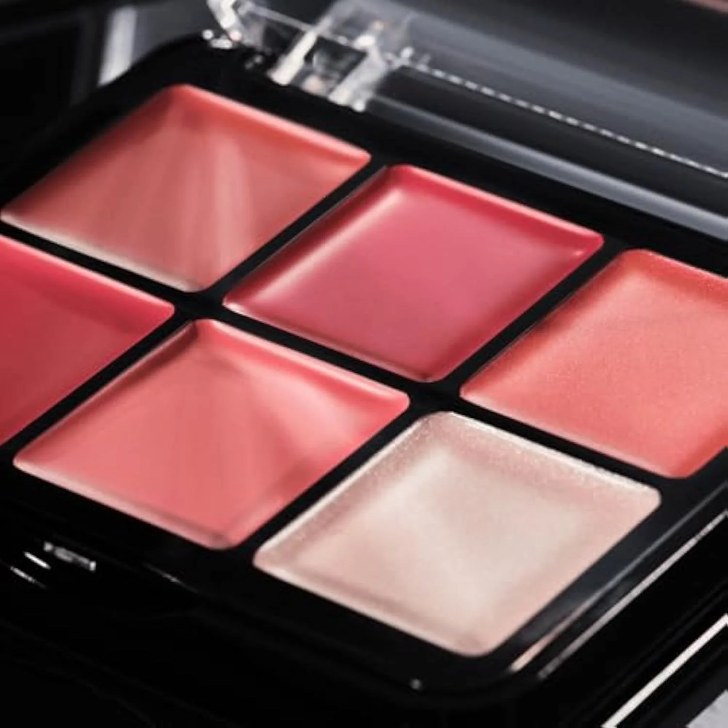 Catrice Blur Balm Blush Palette, 6-in-1 Cream Blush and Highlighter Makeup