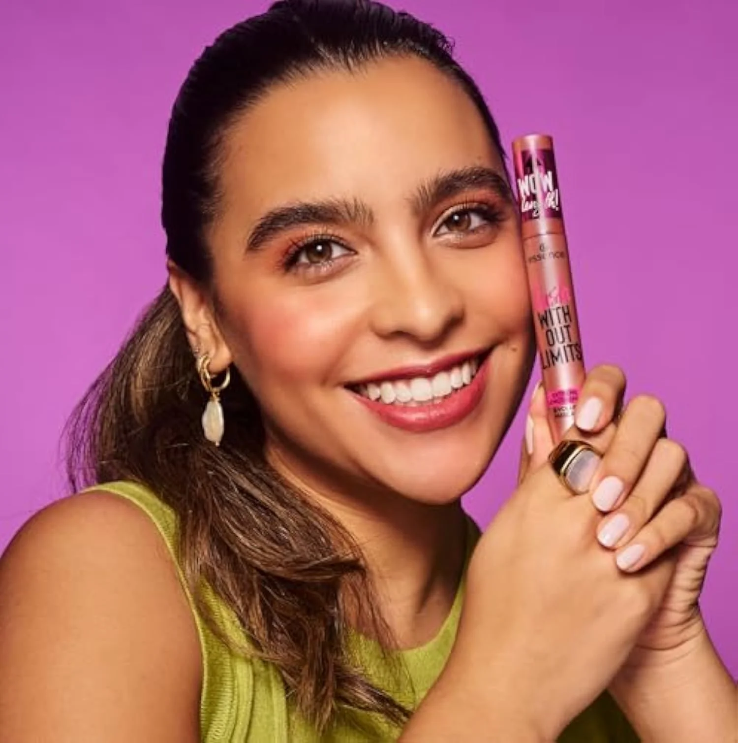 essence Lash Without Limits Extreme Lengthening & Volume Mascara, Black
