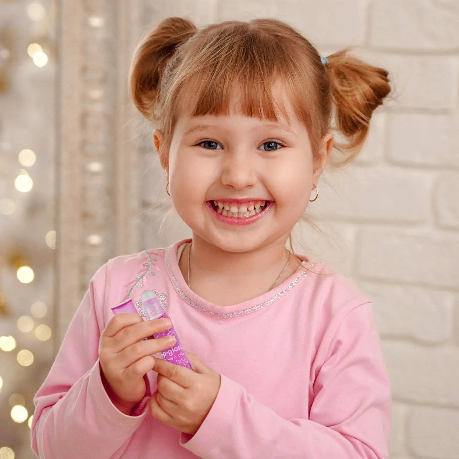 Expressions Girl Fruity Roll On Lip Gloss Set