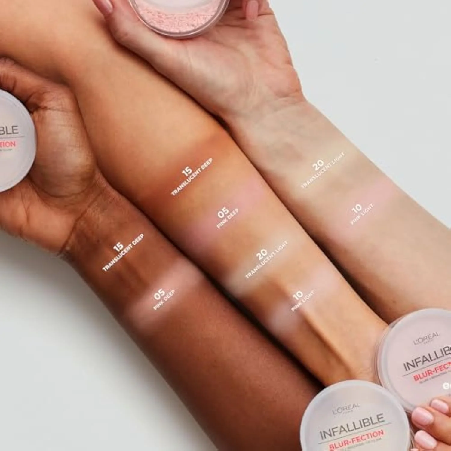 Infallible Blur-fection Longwear Loose Setting Powder, Blurring Face Powder With Up to 24HRs of Wear, Translucent Light, 1 Kit