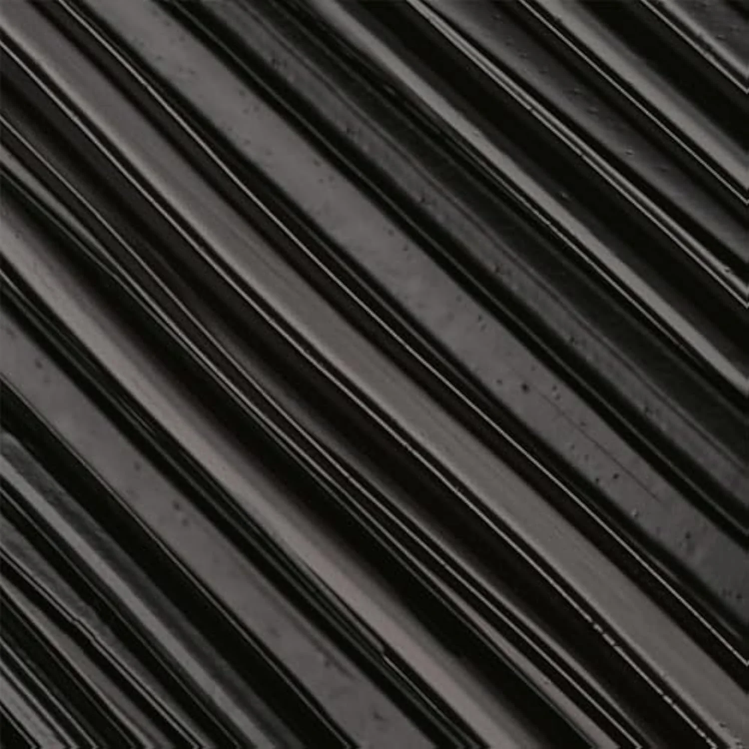 Voluminous Panorama Mascara, Volumizing and Lengthening Mascara, Waterproof Longwear and Smudge Resistant Make Up, Black, 0.31 Fl Oz