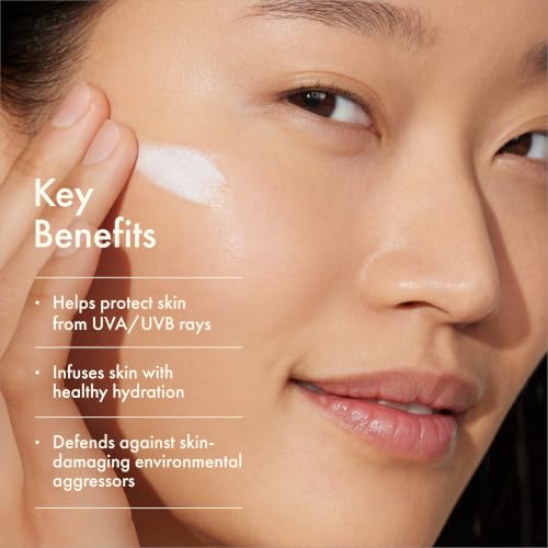 A Perfect World Age-Defense Moisturizer with SPF 40 | Hydrates & Helps Delay Visible Signs