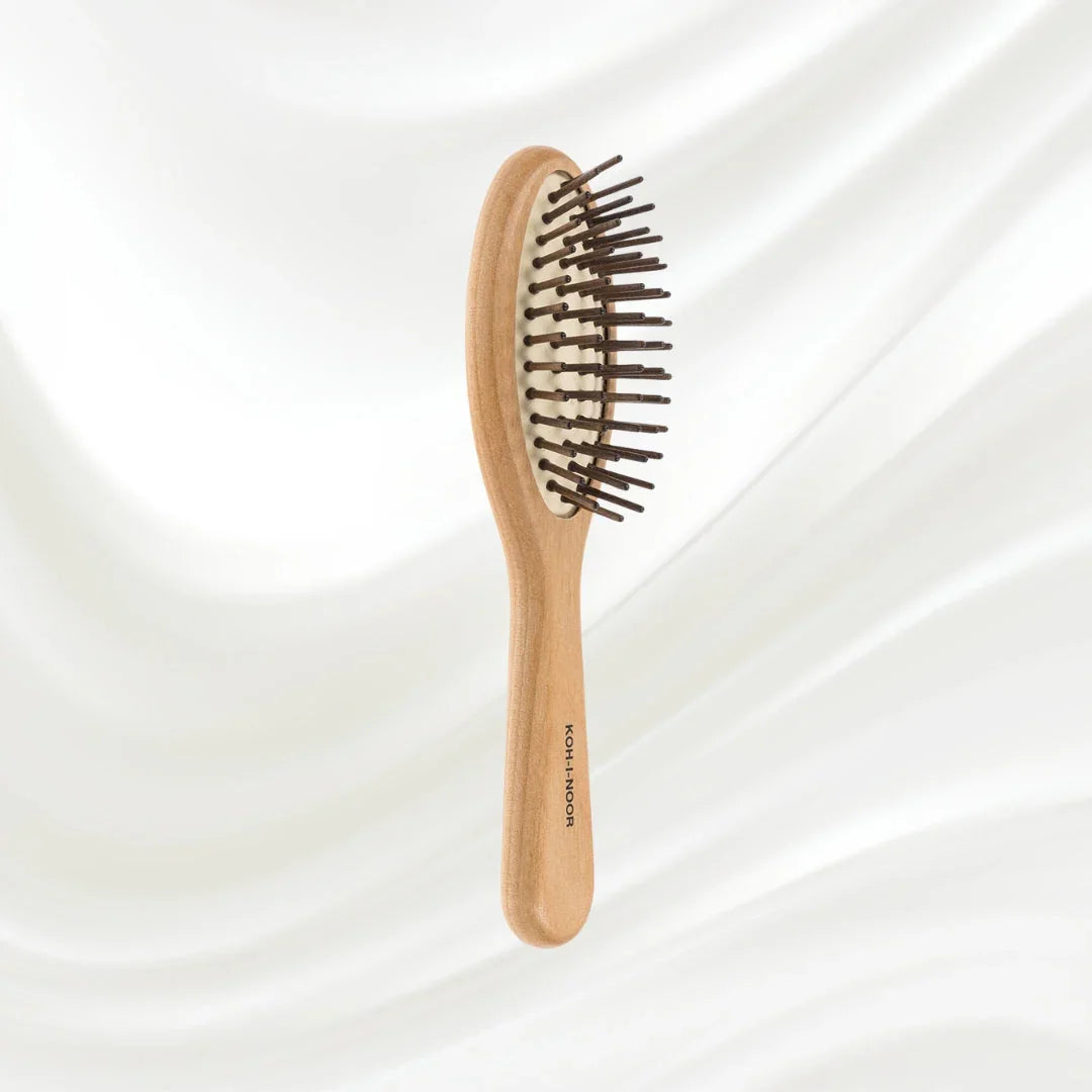 KOH-I-NOOR Legno Alder Wood Brush - Wood Pins for Anti-Static, Frizz-Free Hair