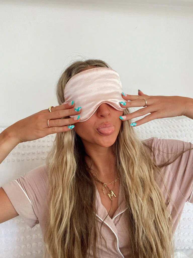 Nightie Nails Beach Cruiser