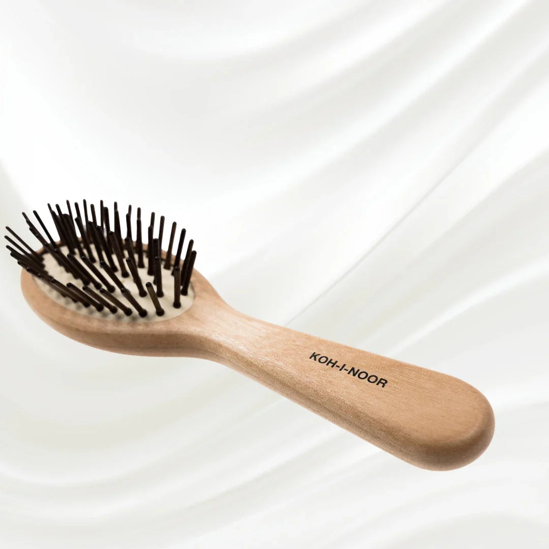 KOH-I-NOOR Legno Alder Wood Brush - Wood Pins for Anti-Static, Frizz-Free Hair