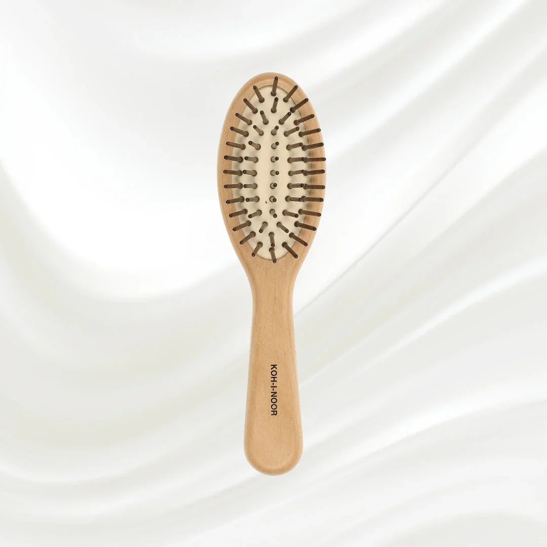 KOH-I-NOOR Legno Alder Wood Brush - Wood Pins for Anti-Static, Frizz-Free Hair