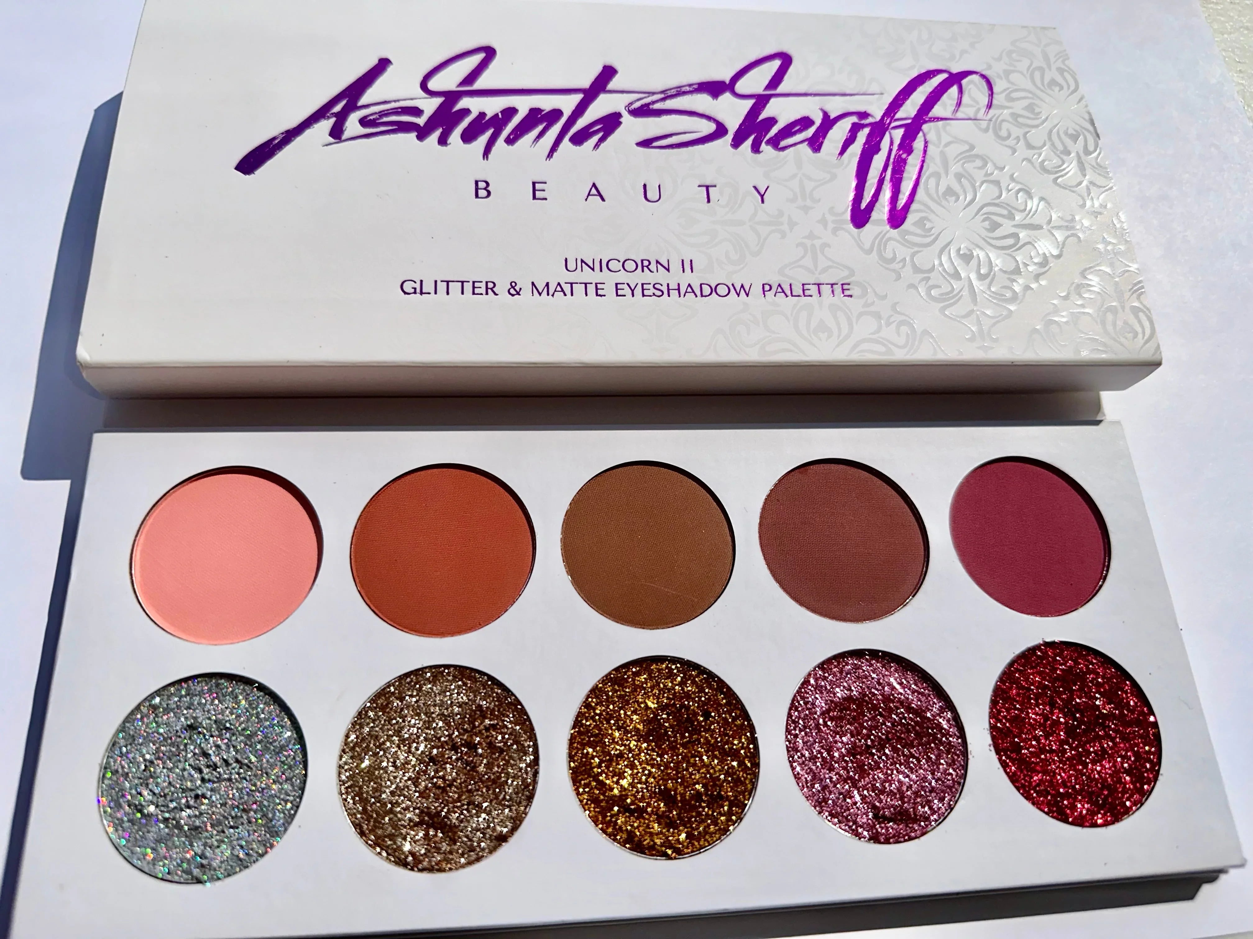 Ashunta Sheriff Beauty Unicorn II Glitter & Matte Shadow Palette