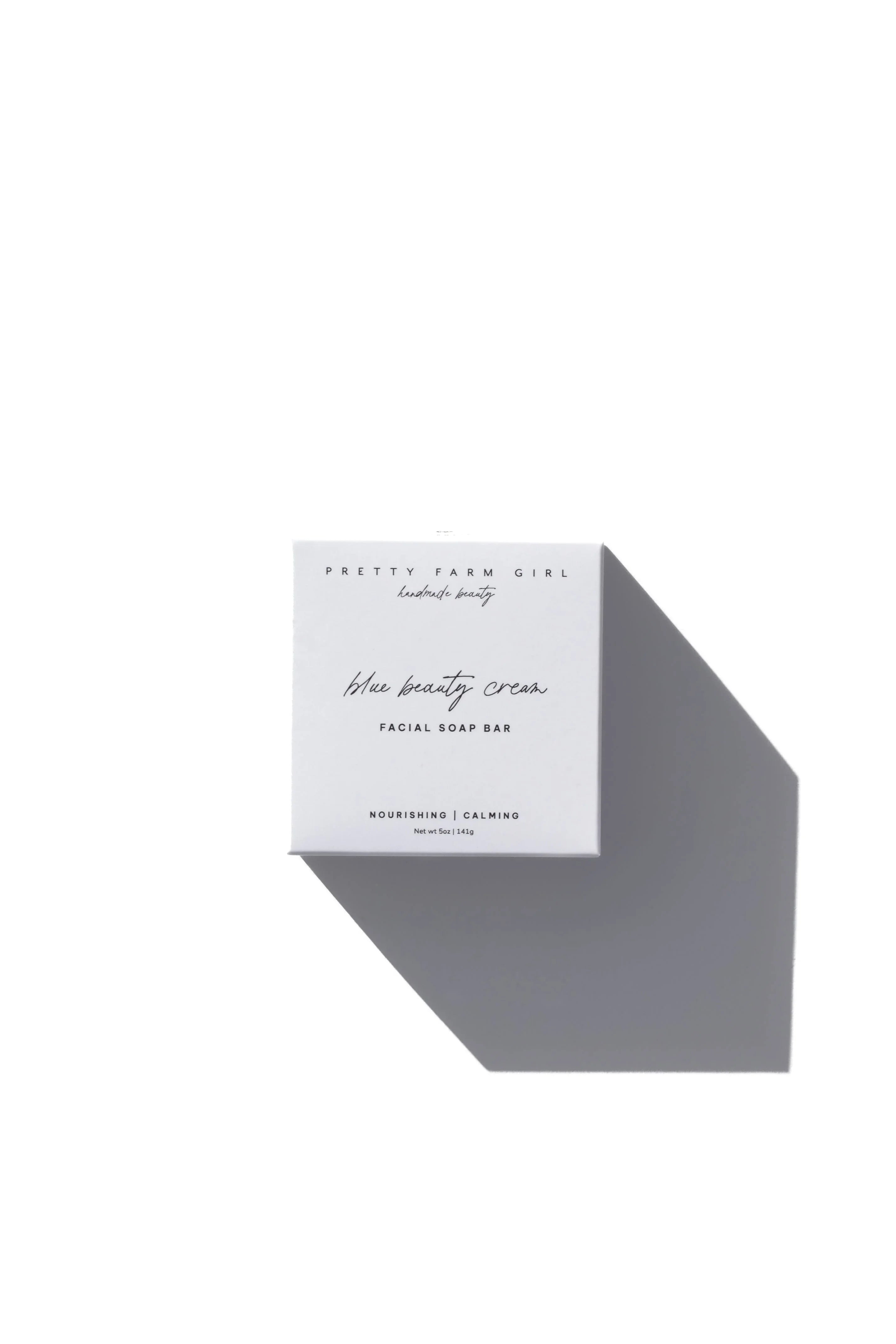 Pretty farm girl Blue Beauty Cream Facial Bar