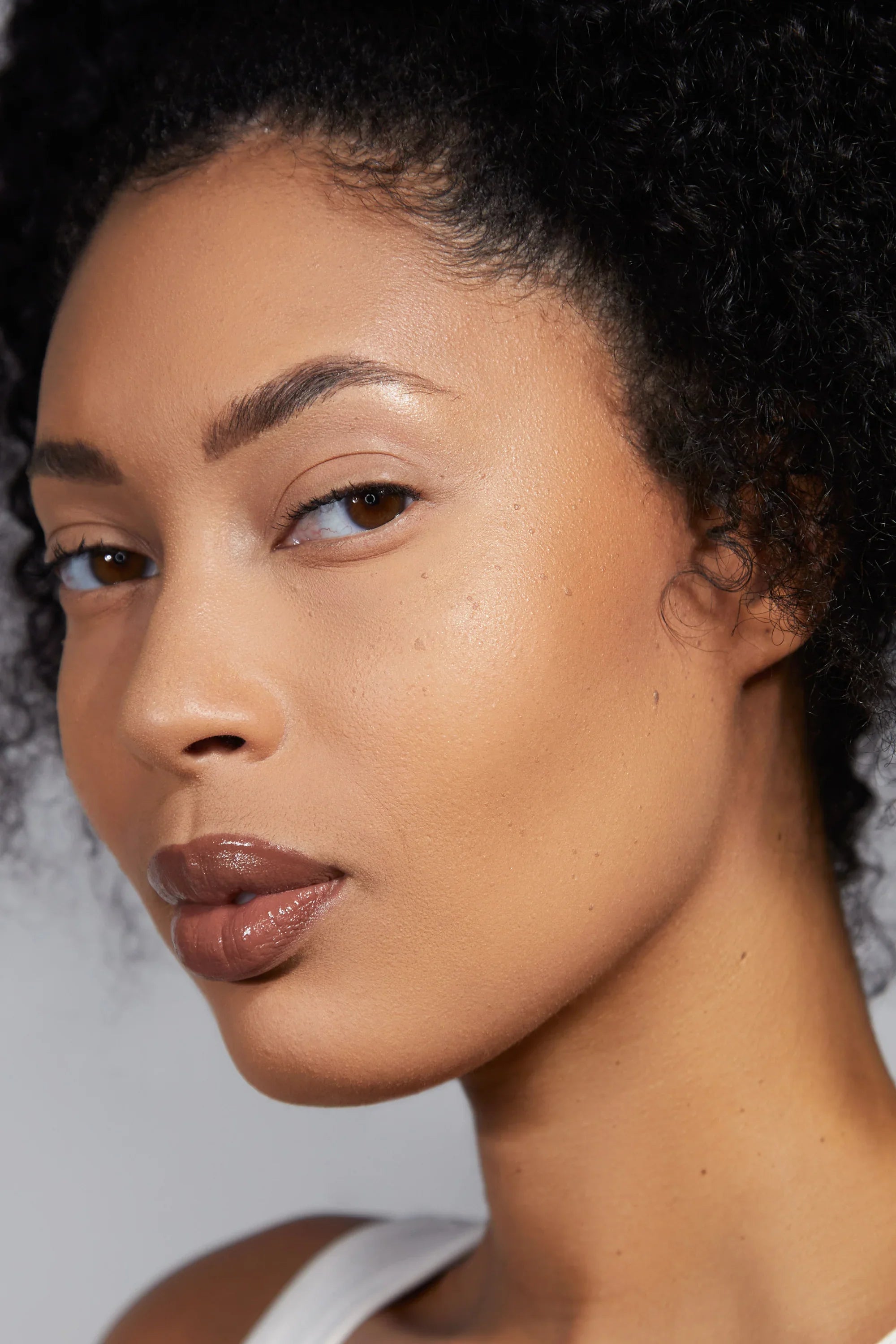 UOMA Beauty Double Take Sculpting and Bronzing Powder