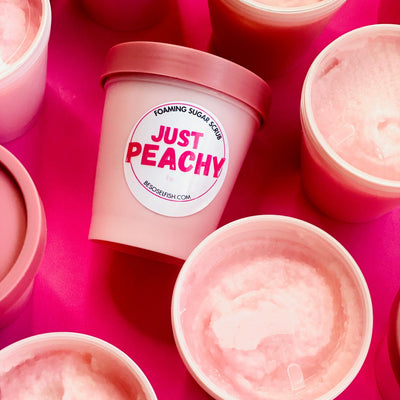 Be So Selfish Foaming Sugar Scrub “Just Peachy” - Image 1