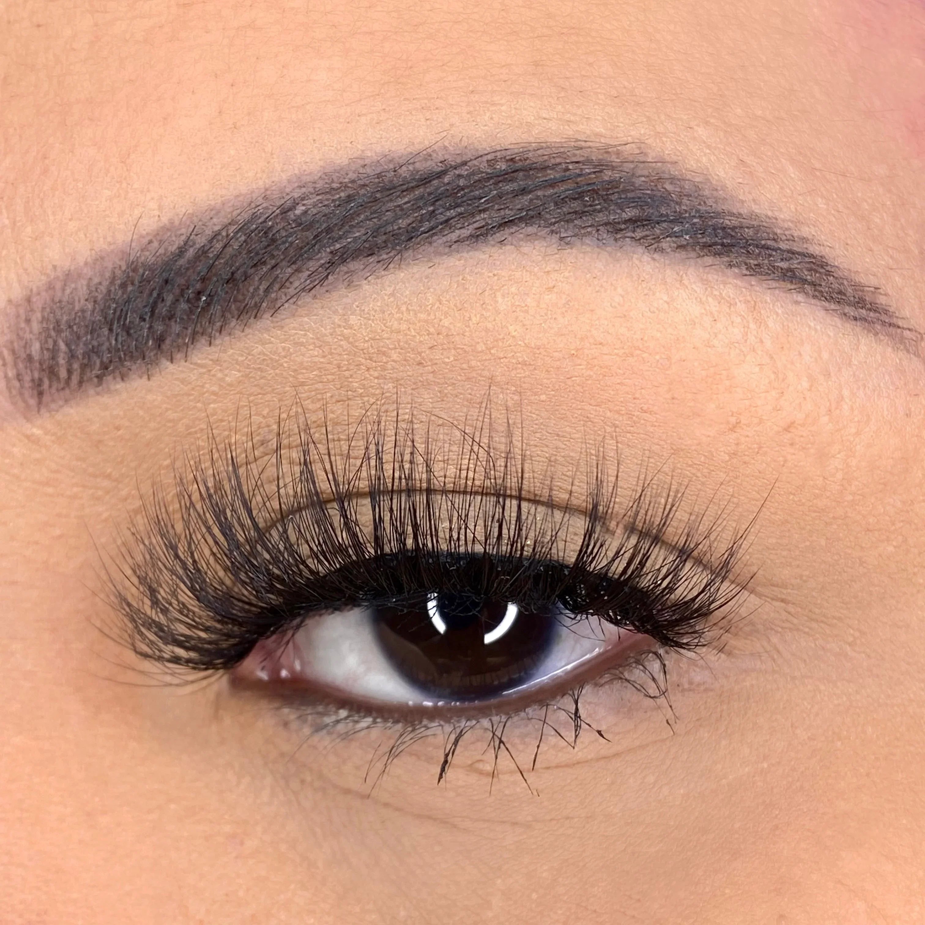Chula Beauty Kilos | Rounded Medium to Full Fluffy 18-22mm