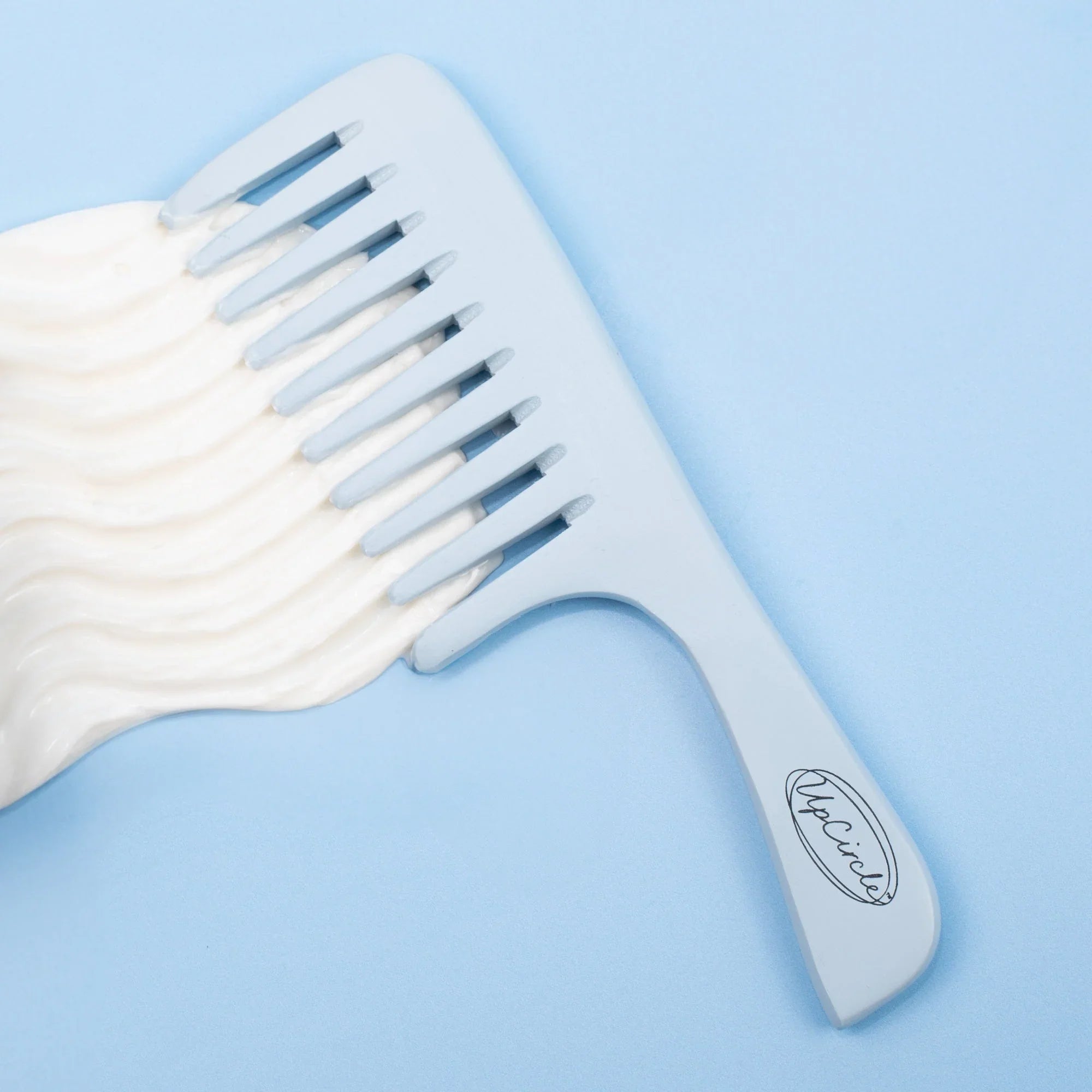 UpCircle Bamboo Wide Tooth Comb