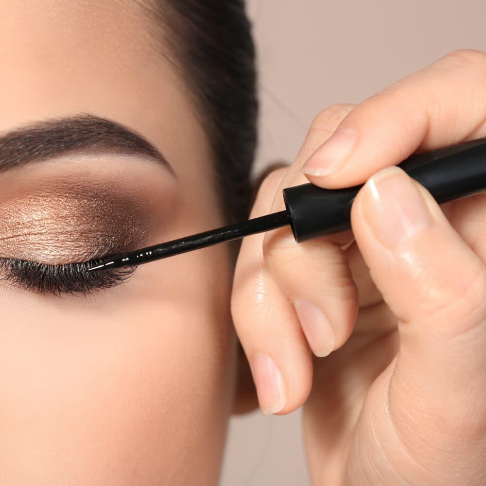 Irawo Beauty Liquid Black Eyeliner