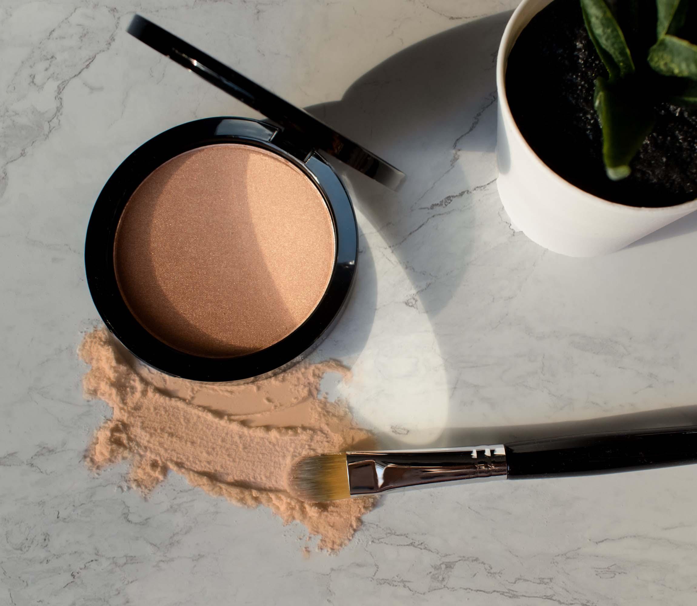 FIG Beauty & Skincare Luminizing Powder - Dewy