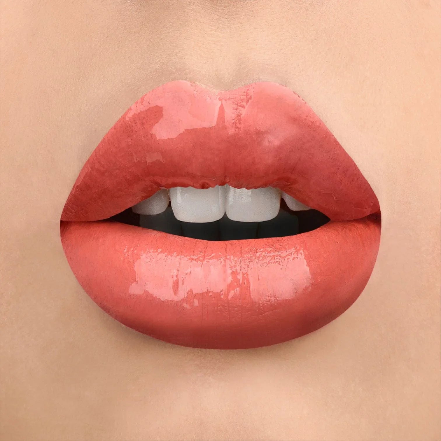 Sydoni SHADE V4 LUSTRE VINYL FINISH LIPGLOSS - Sheer Pale Pink