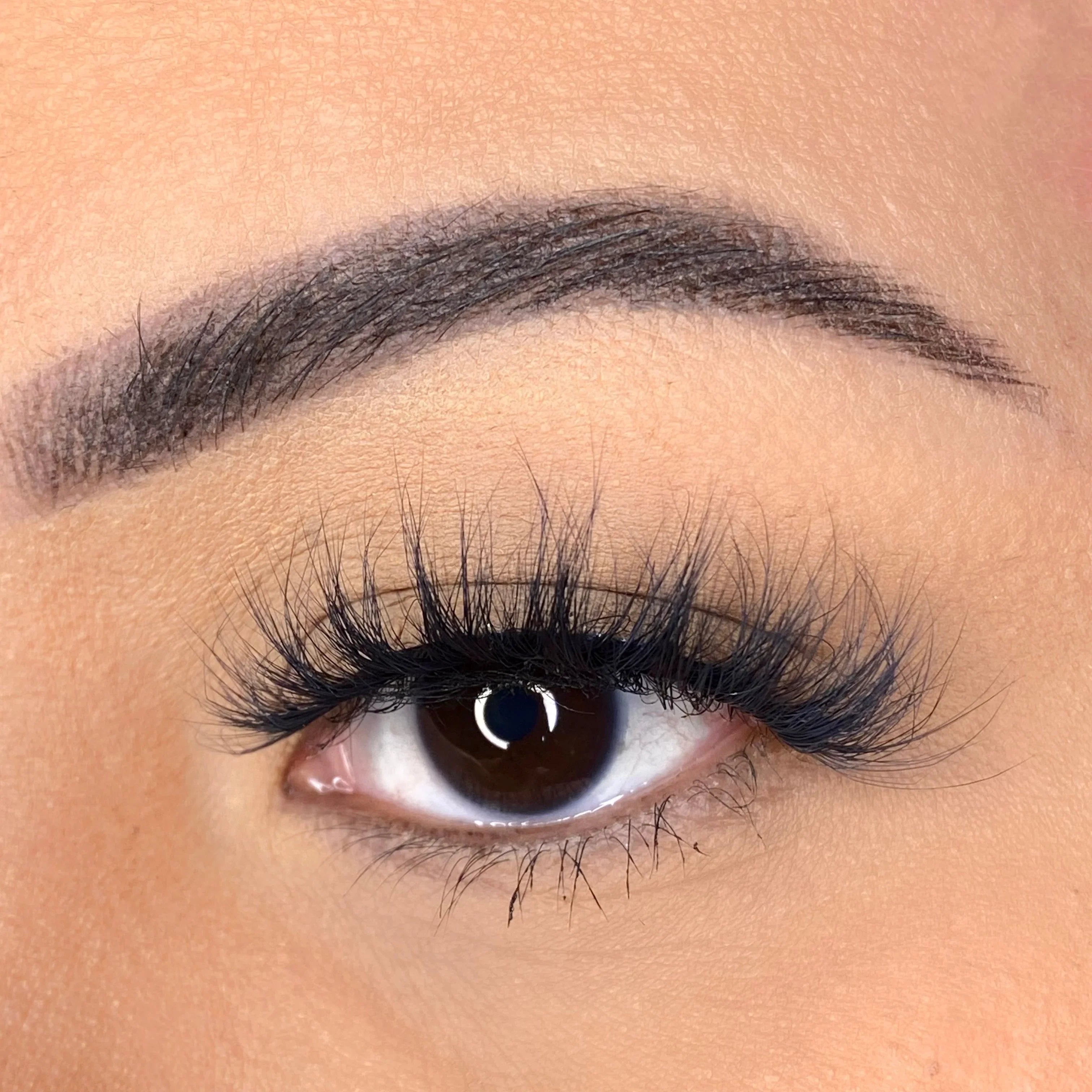 Chula Beauty Mary Jane | Tapered Cat-Eye Medium to Full Fluffy 18-20mm
