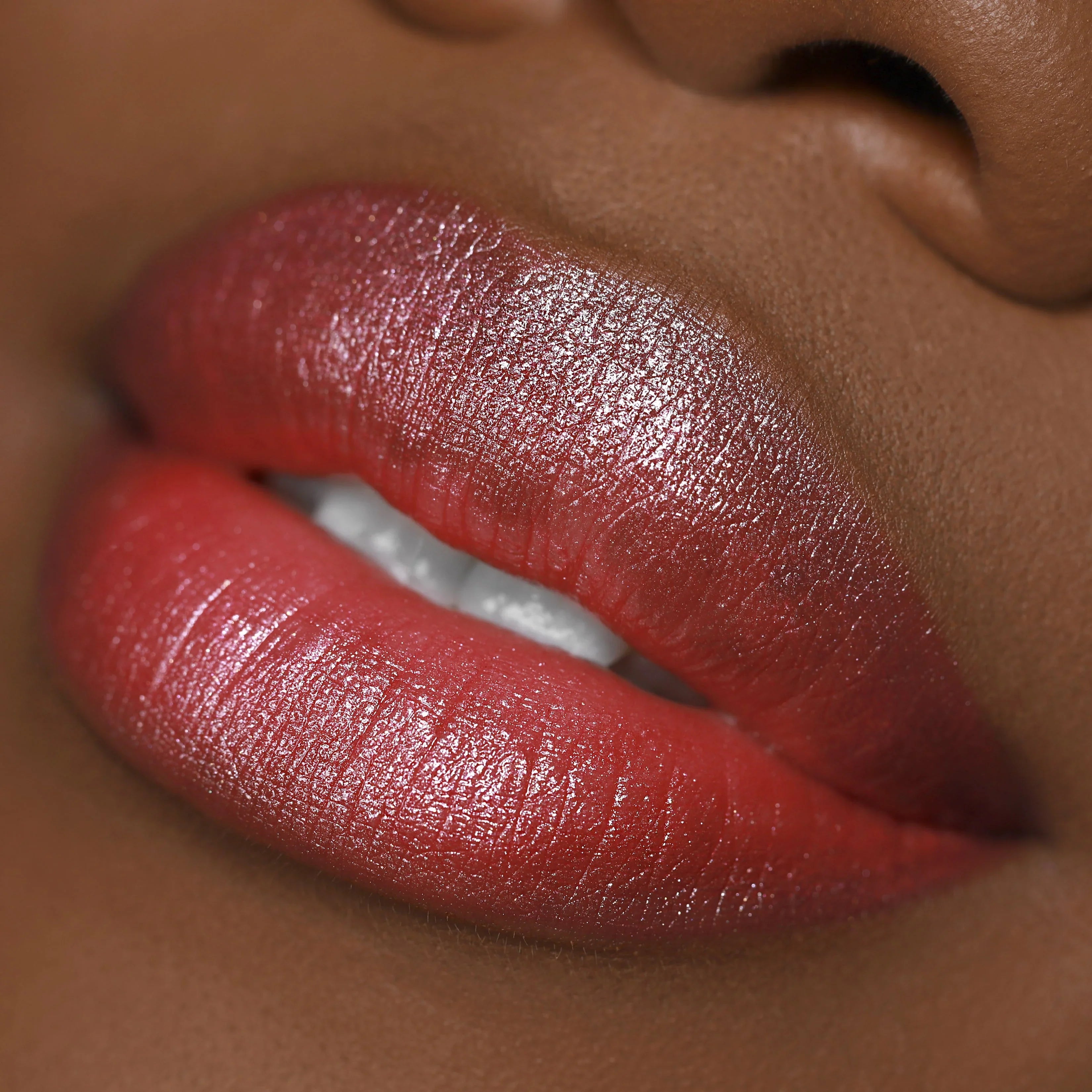 Ofra Cosmetics Lipstick - Pink Shimmer