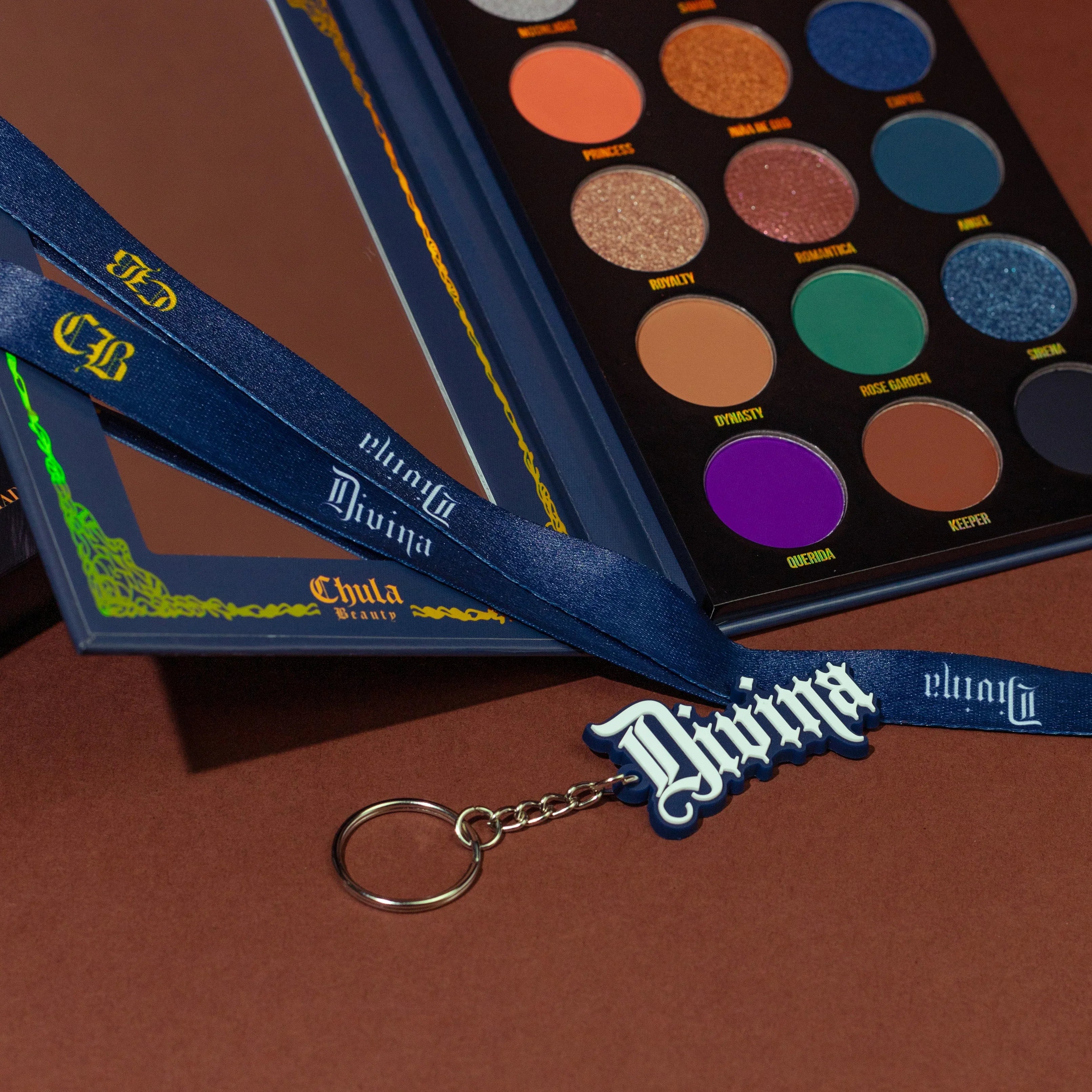 Chula Beauty Divina Eyeshadow Palette