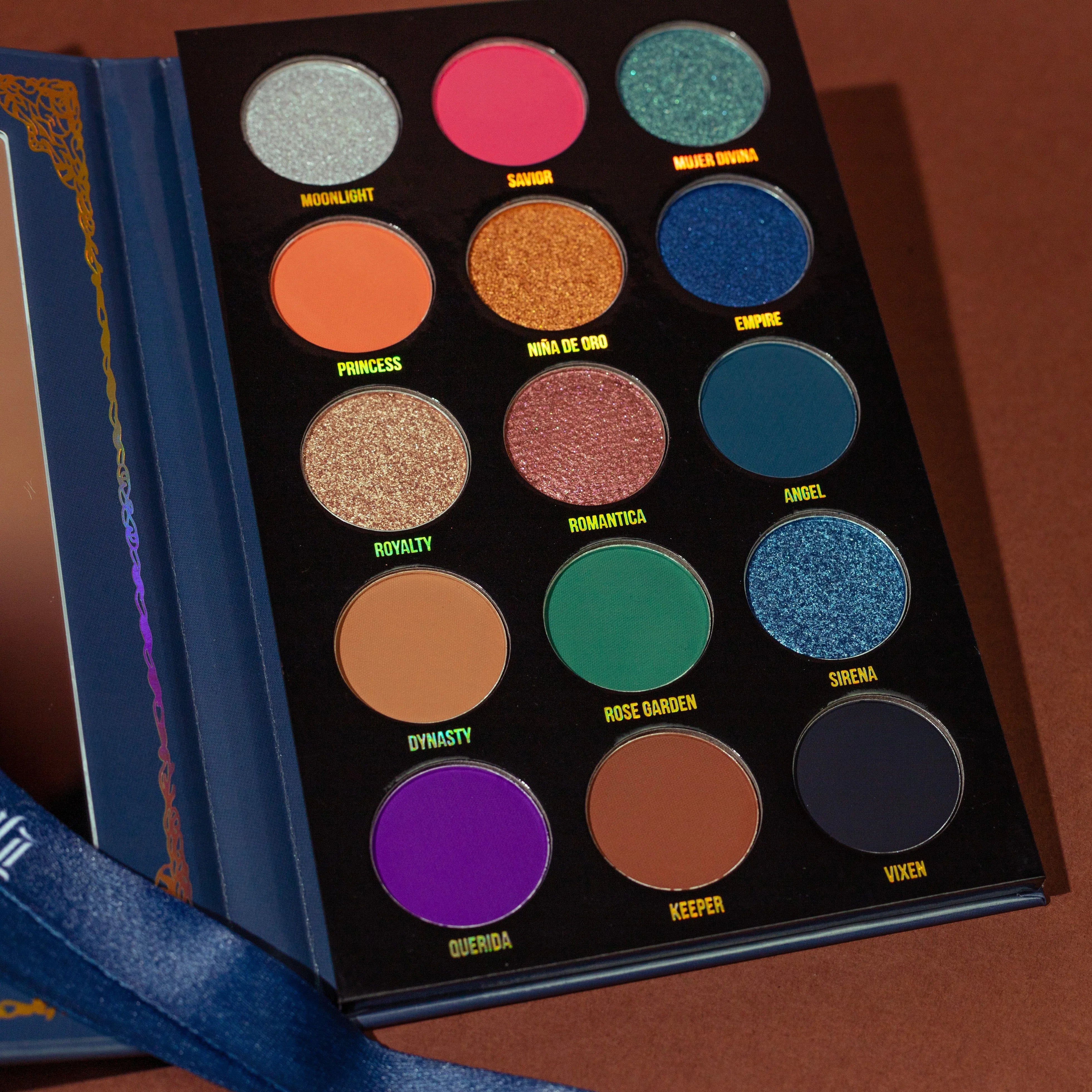 Chula Beauty Divina Eyeshadow Palette