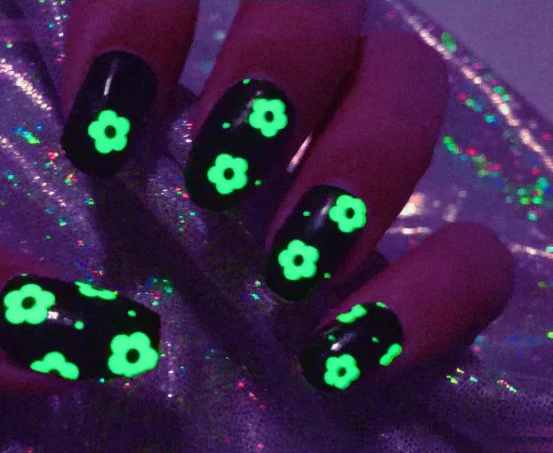 Candied Nails Glow in the Dark Daisy