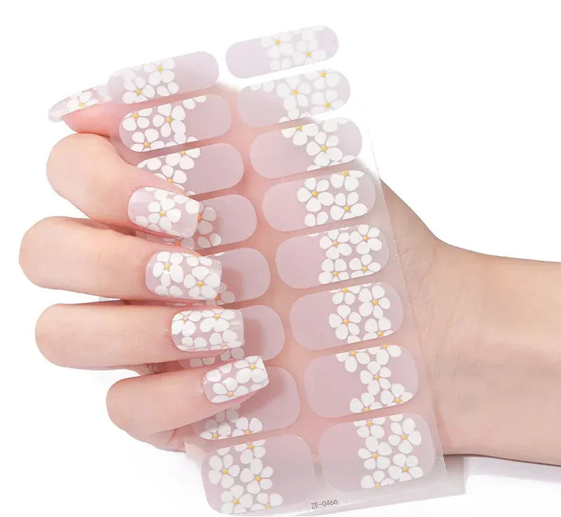 Candied Nails The Daisy Gel Nails