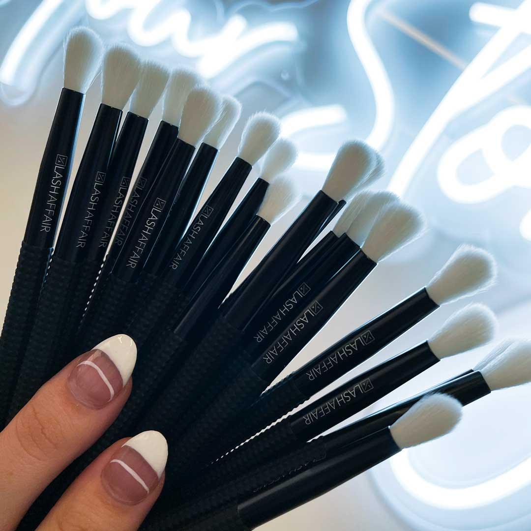 Lash Affair Magnetic Lash Cleansing Brush - 20 Pack