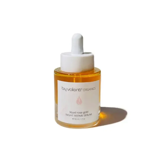 by valenti® Liquid Rose Gold with Retinyl palmitate + CoQ10 + Tetrahexyldecyl ascorbate + Olive squalane
