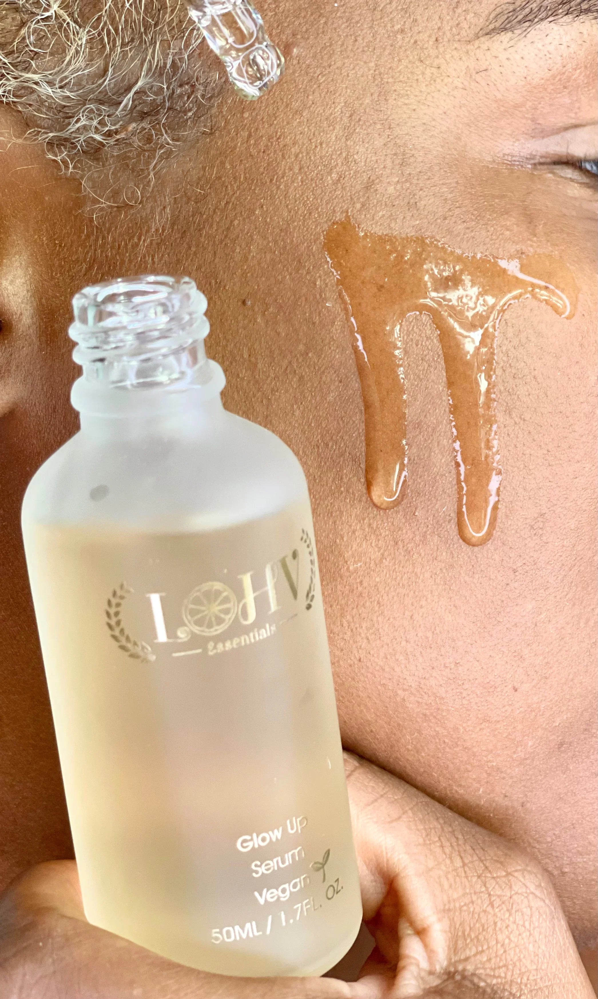 LOHV ESSENTIALS PREMIUM 100% VEGAN GLOW UP Toner Serum With Hyaluronic Acid