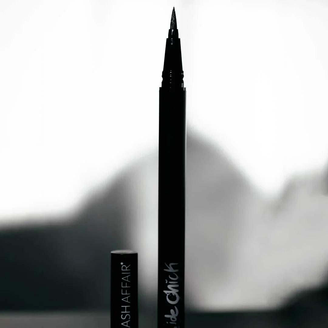 Lash Affair Side Chick | Eyelash Extension Safe Liquid Eyeliner