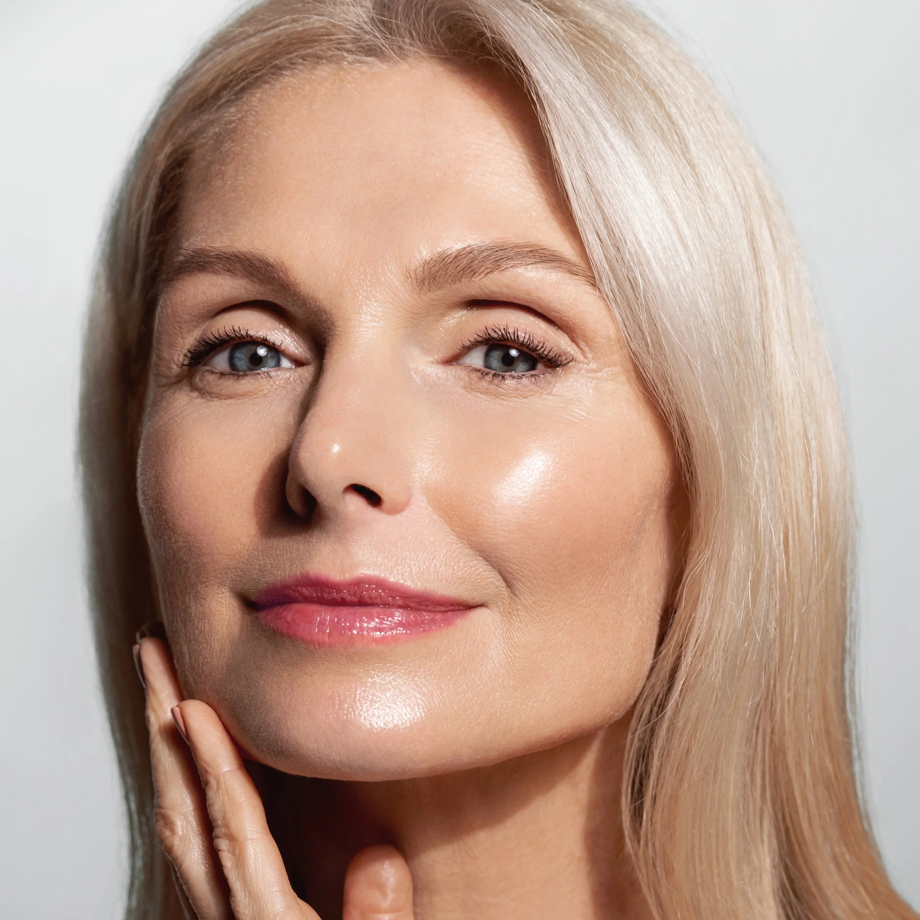 AmazingCosmetics Line Smoother + Primer with Neodermyl®