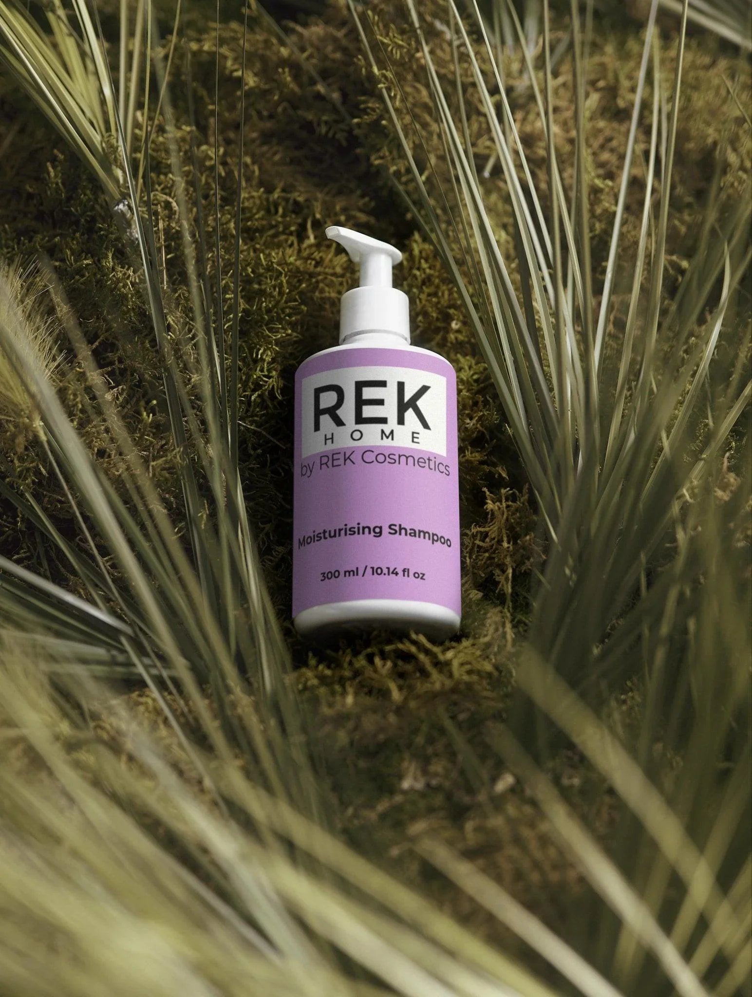 REK Cosmetics Moisturising Shampoo