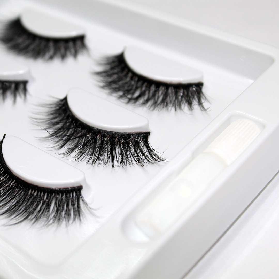Lash Affair The Threesome | 3 Way Strip Lash Set