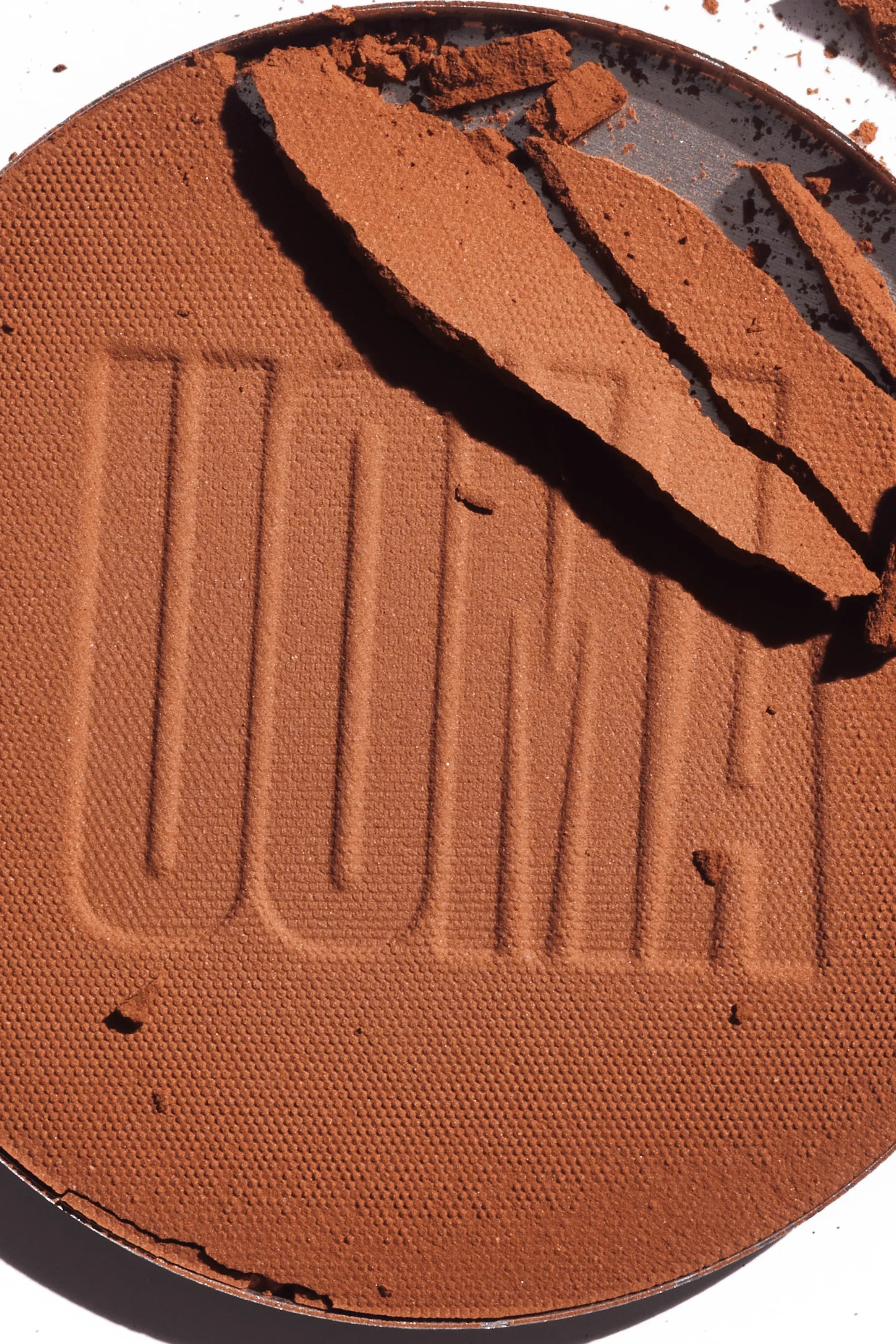 UOMA Beauty Double Take Sculpting and Bronzing Powder