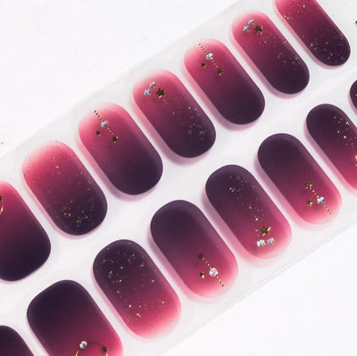 Candied Nails Sparkle Light Gel Nails - Image 1